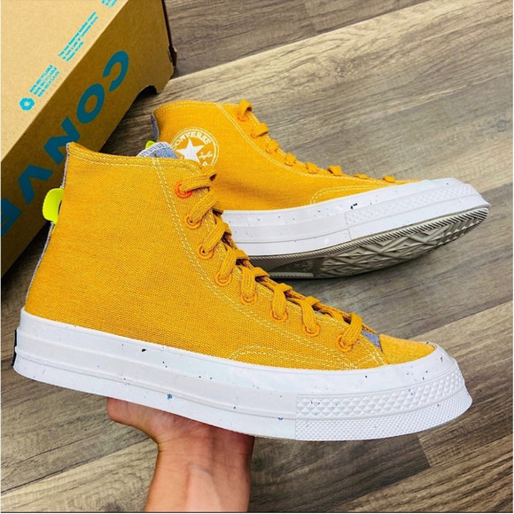 Converse All Star Chuck 70 Hi - Picture 2 of 6